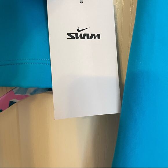 Nike Blue Lightening Cropped Swim Top NWT XL - Picture 4 of 7